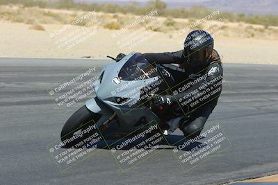 media/Mar-24-2025-Moto Forza (Mon) [[57ce5c5cff]]/3-Beginner Group/Session 3 (Turn 6 Inside)/